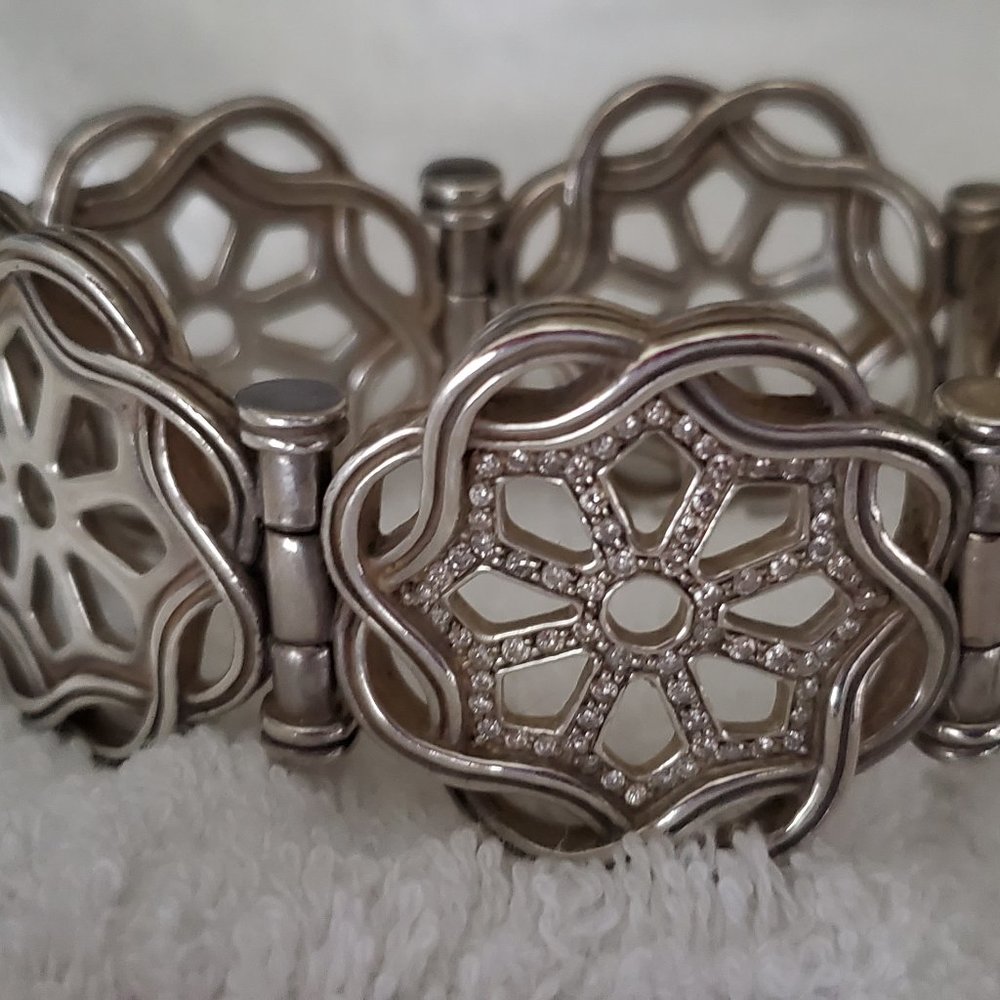 SLANE DIAMOND FENESTRA LINK BRACELET - Picture 2 of 10